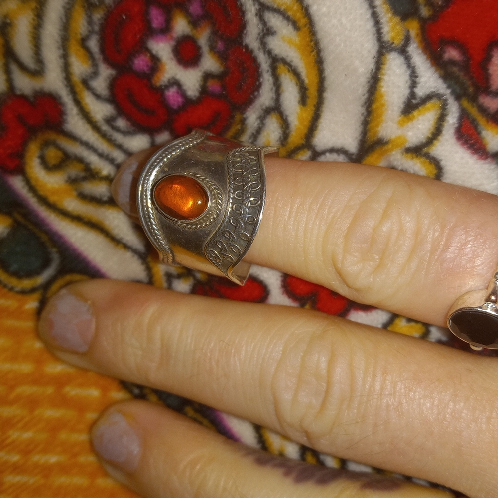Sterling silver ring with amber gemstone